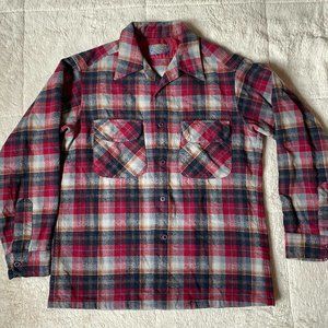 Vintage Wool Pendelton Mens Button Down Plaid Long Sleeve Shirt with Pockets